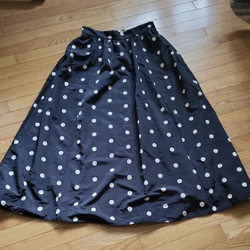 NWOT High Waist Midi Skirt In S